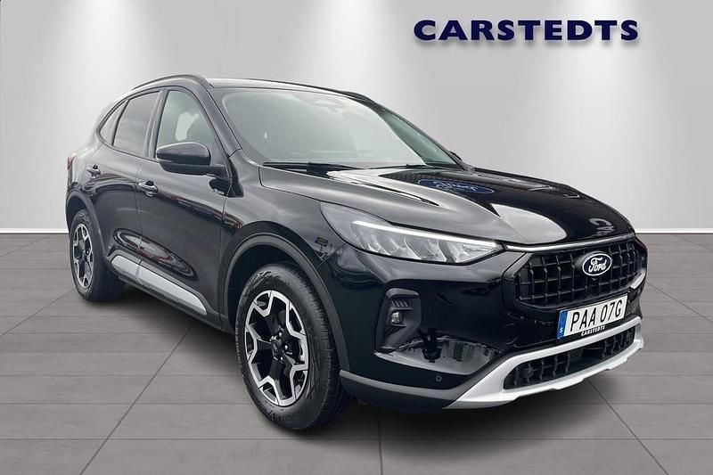 Svart Ny 2024 Ford Kuga Active SUV | 412 900 kr (Lite dyr) - Bild 1/4