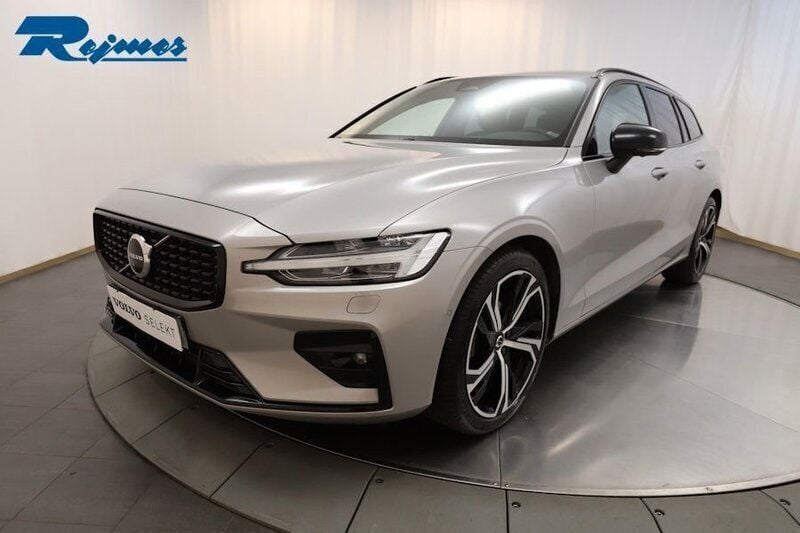 Silver Begagnad 2023 Volvo V60 Plus Kombi | 349 900 kr (Bra pris) - Bild 1/4