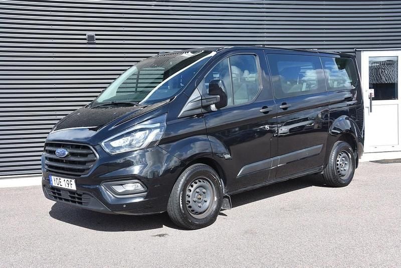 Svart Begagnad 2019 Ford Transit Custom Kombi | 309 900 kr - Bild 1/4