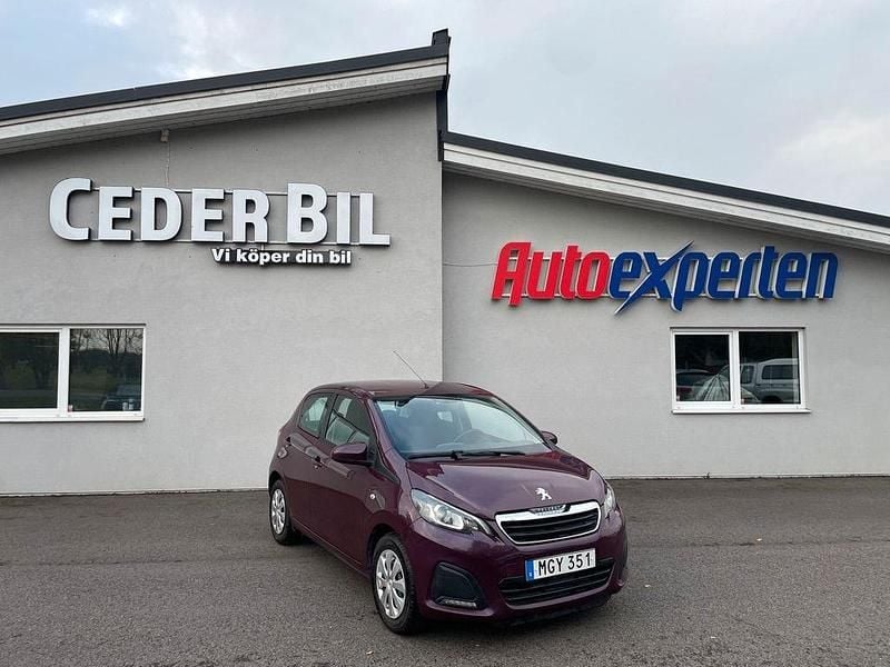 Lila Begagnad 2015 Peugeot 108 Halvkombi | 74 000 kr (Marknadspris) - Bild 1/4