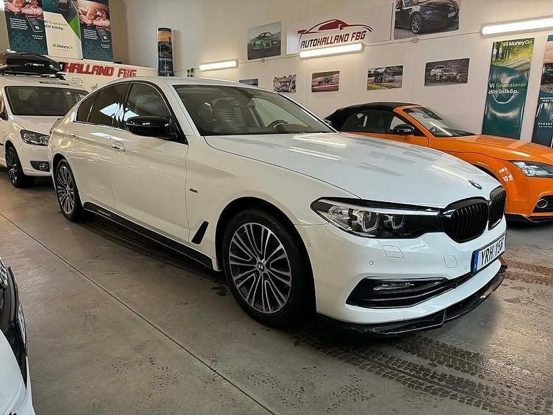 Begagnad BMW 520 Sport Line 190 HK (139 kW) 2017 Vit Sedan