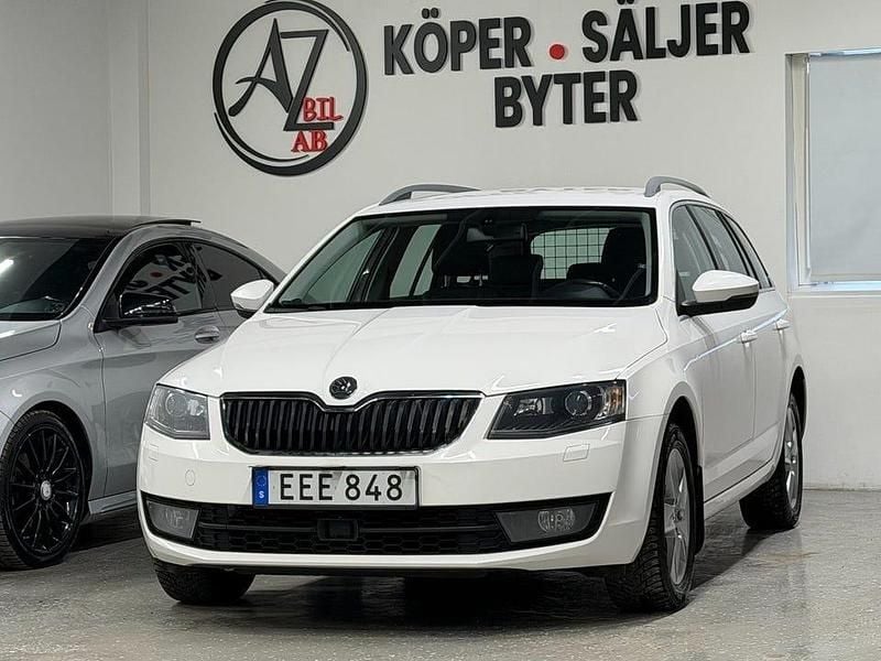 Begagnad Skoda Octavia Ambition 105 HK (77 kW) 2014 Vit Halvkombi