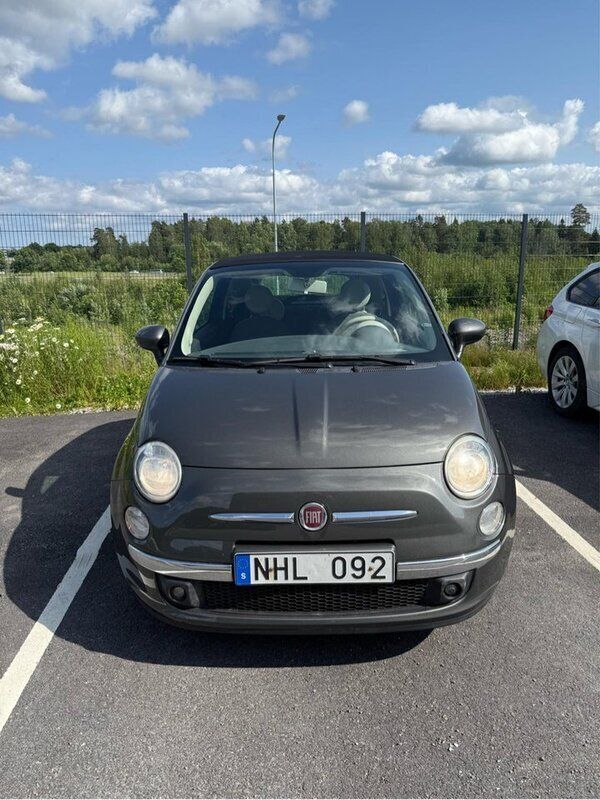 Grå Begagnad 2013 Fiat 500C Lounge Cab | 59 000 kr (Marknadspris) - Bild 1/4