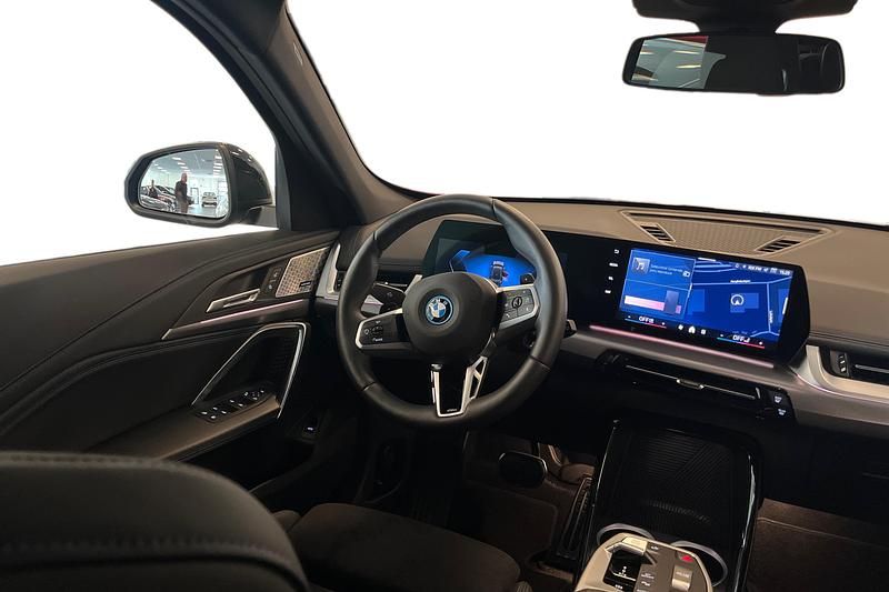 Begagnad BMW X1 M Sport 245 HK (180 kW) 2025 Svart SUV