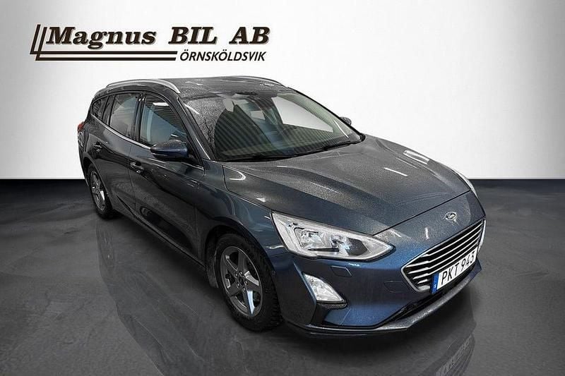 Begagnad Ford Focus Titanium 125 HK (91 kW) 2018 Blå Kombi