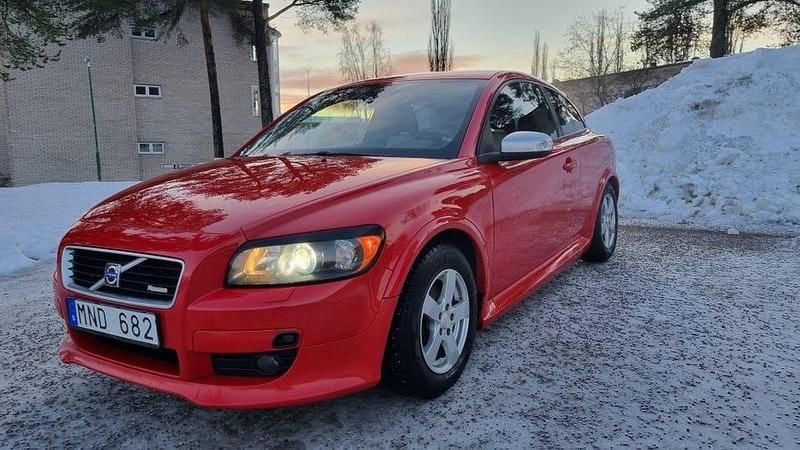 Begagnad 2009 Volvo C30 Halvkombi | 42 000 kr (Bra pris) - Bild 1/4