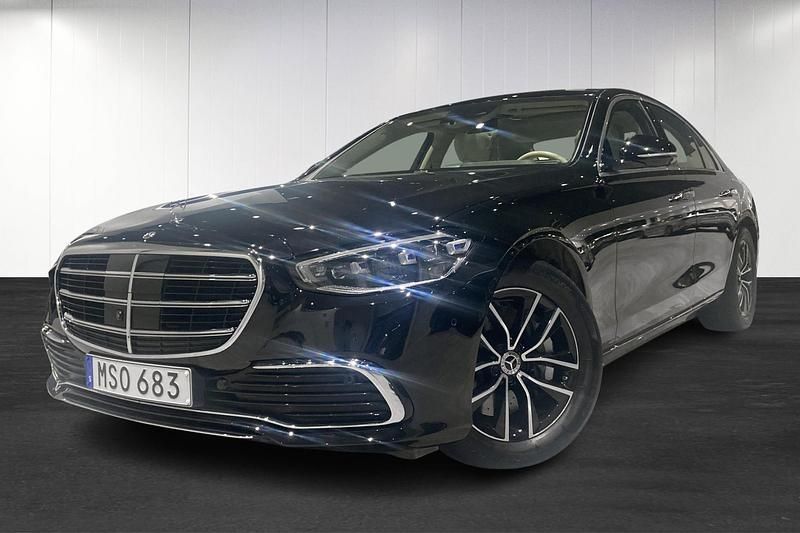 Svart Begagnad 2021 Mercedes S400 Sedan | 899 000 kr - Bild 1/4