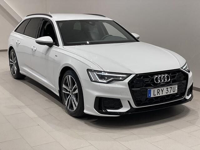 Glaciärvit metallic Begagnad 2024 Audi A6 S-Line Kombi | 499 000 kr (Dyr) - Bild 1/4