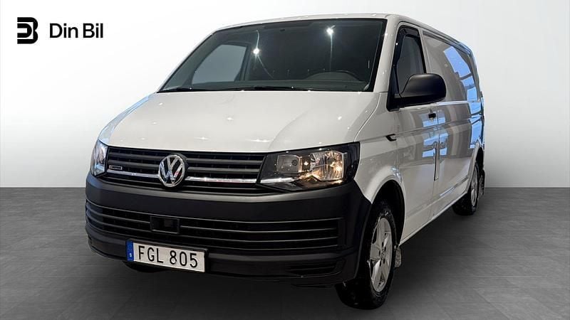Vit Begagnad 2019 VW Transporter Van | 289 900 kr (Marknadspris) - Bild 1/4