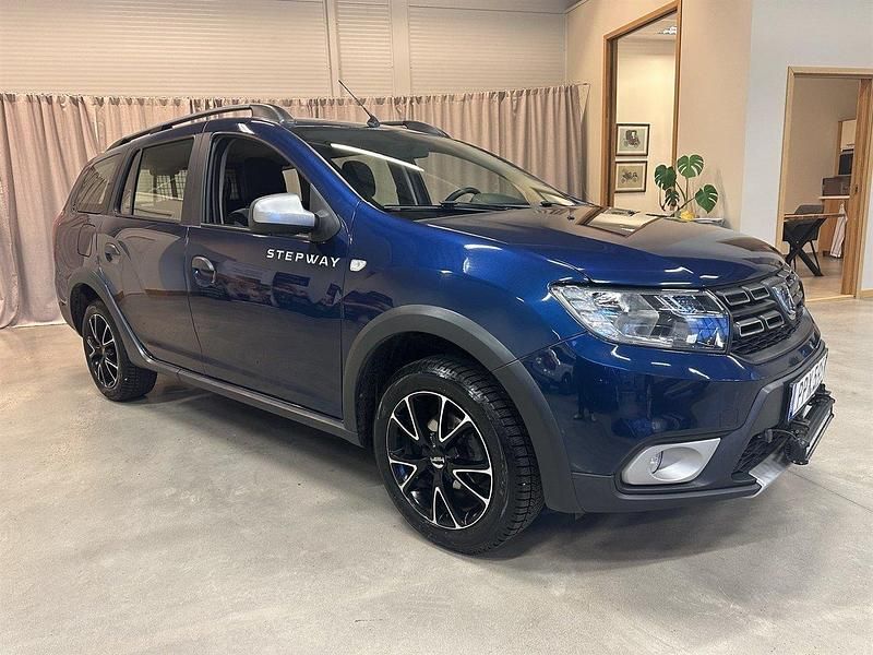 Blå Begagnad 2019 Dacia Logan Stepway Kombi | 94 900 kr - Bild 1/4