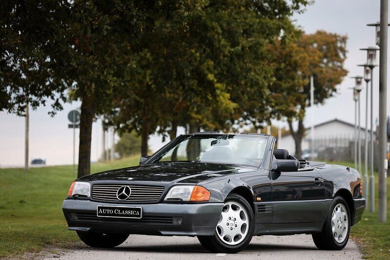 Begagnad Mercedes SL300 190 HK (139 kW) 1993 Mörkgrå metallic Cab