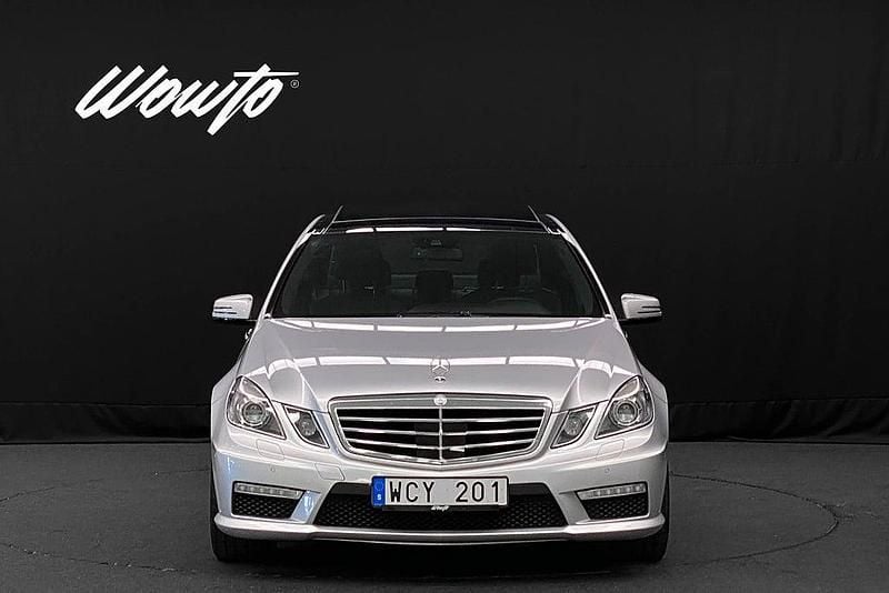 Begagnad Mercedes E63 AMG AMG 558 HK (410 kW) 2012 Silver Sedan