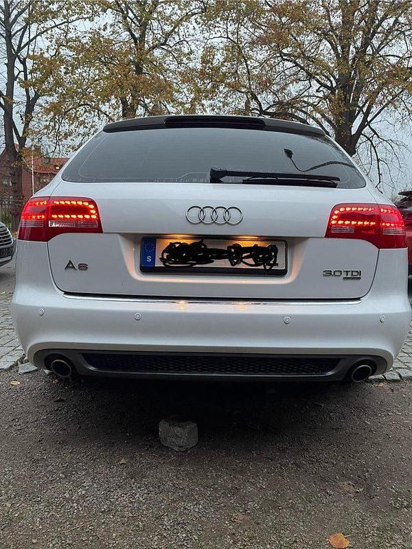 Vit Begagnad 2010 Audi A6 S-Line Kombi | 69 000 kr (Marknadspris) - Bild 1/4