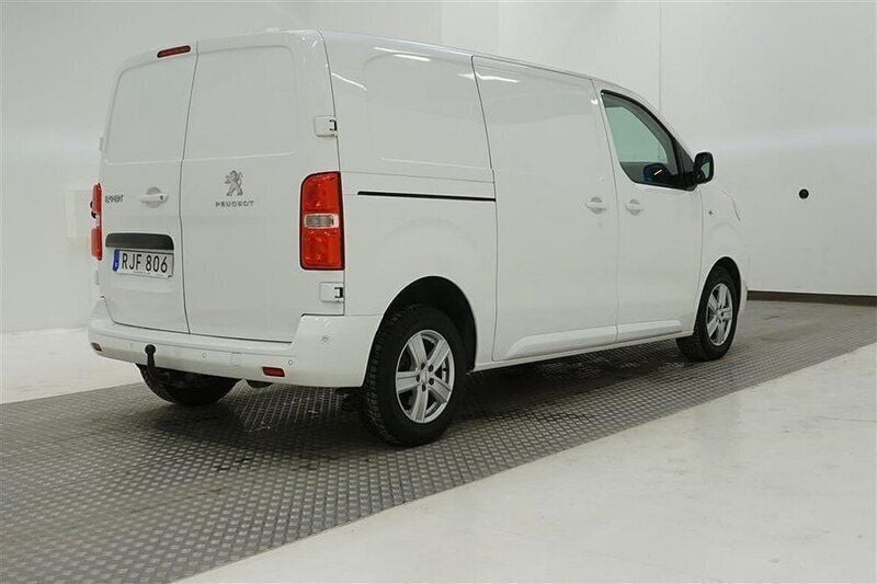 Begagnad Peugeot Expert 177 HK (130 kW) 2017 Okänd (okänd) Van