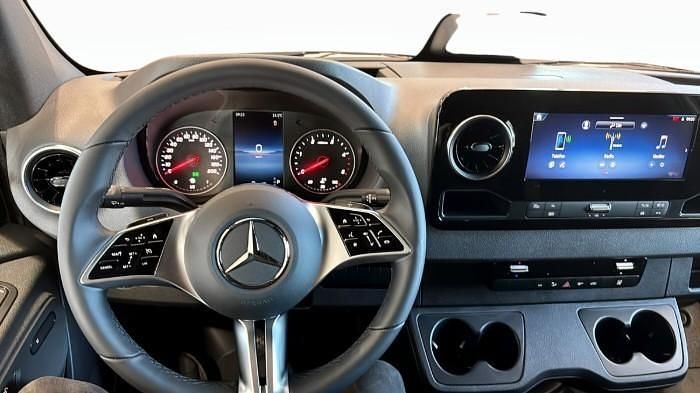 Ny Mercedes Sprinter 170 HK (125 kW) 2025 Van