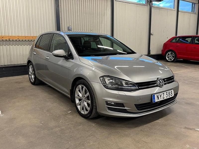 Begagnad VW Golf VII 141 HK (103 kW) 2013 Silver Halvkombi