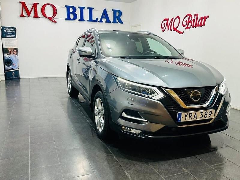 Grå Begagnad 2017 Nissan Qashqai SE SUV | 159 900 kr (Marknadspris) - Bild 1/4