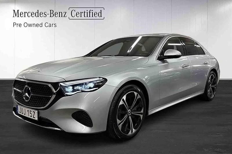 Begagnad Mercedes E300 2024 Silver Sedan