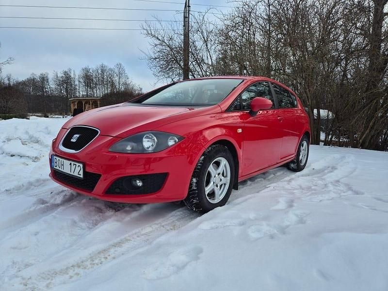 Begagnad Seat Leon 102 HK (75 kW) 2011 Halvkombi