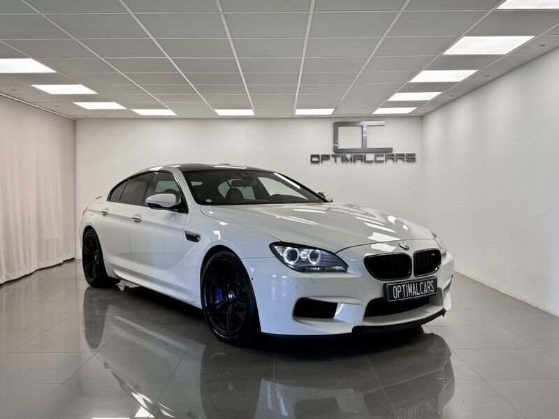Vit Begagnad 2014 BMW M6 Comfort Edition Sportkupé | 439 900 kr - Bild 1/4