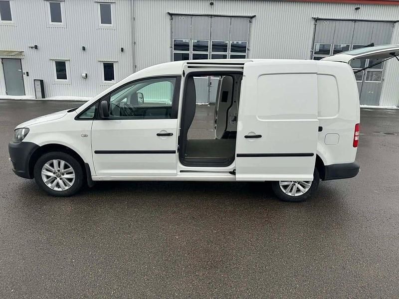 Begagnad VW Caddy Maxi 109 HK (80 kW) 2012 Vit Minibuss