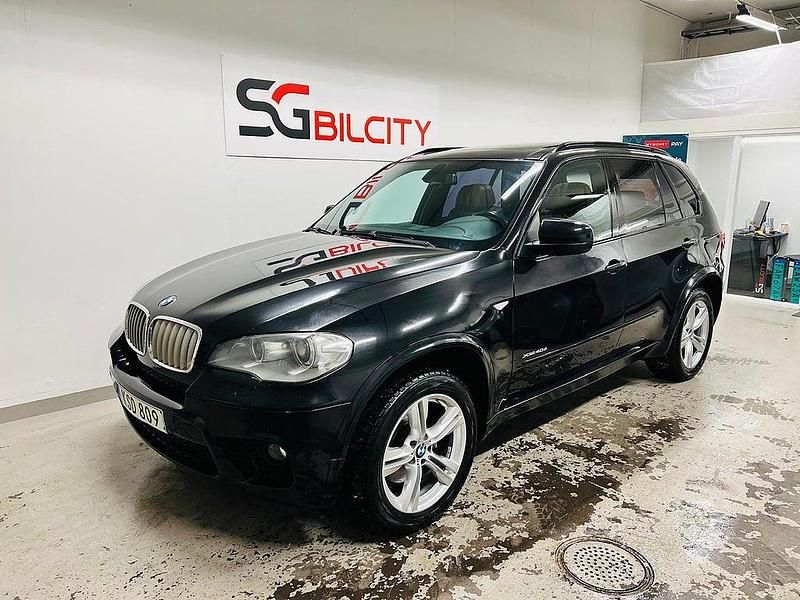 Svart Begagnad 2010 BMW X5 M Sport SUV | 149 900 kr (Lite dyr) - Bild 1/4
