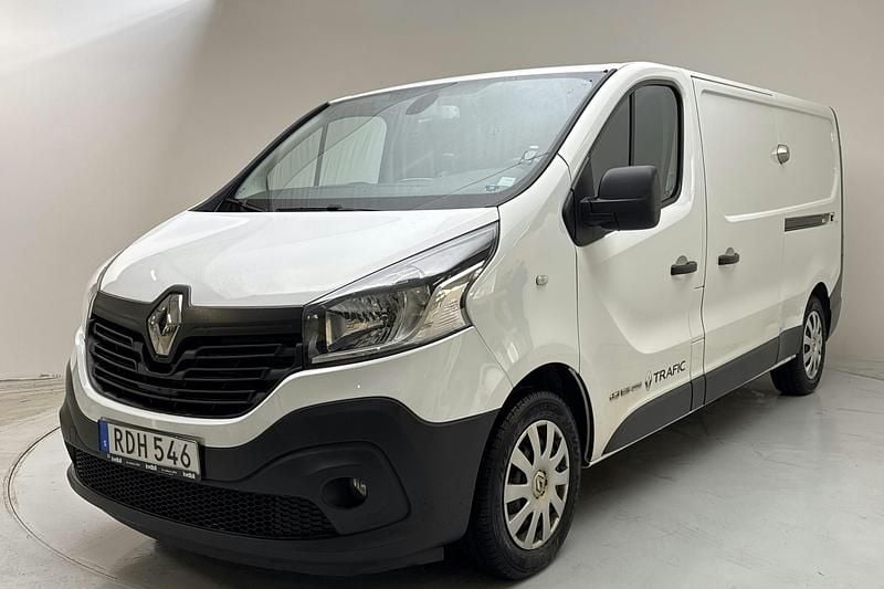 Vit Begagnad 2017 Renault Trafic Van | 139 000 kr (Superpris) - Bild 1/4