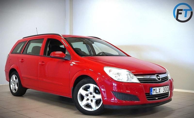 Röd Begagnad 2007 Opel Astra Kombi | 24 900 kr (Marknadspris) - Bild 1/4