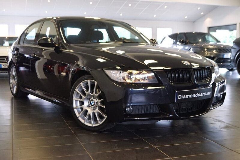 Svart Begagnad 2008 BMW 320 M Sport Sedan | 69 900 kr (Bra pris) - Bild 1/4