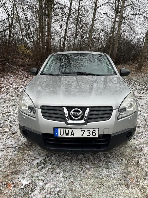 Begagnad 2008 Nissan Qashqai SUV | 35 000 kr (Bra pris) - Bild 1/4