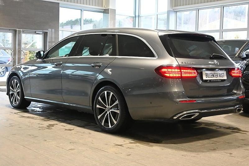 Begagnad Mercedes E300 Avantgarde 306 HK (225 kW) 2020 Grå Kombi