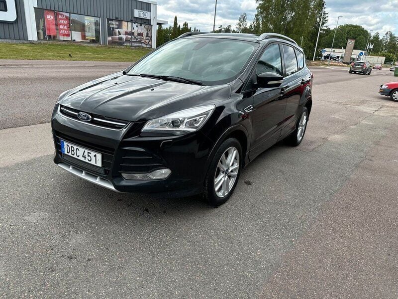 Svart Begagnad 2014 Ford Kuga Titanium X SUV | 105 000 kr (Marknadspris) - Bild 1/4