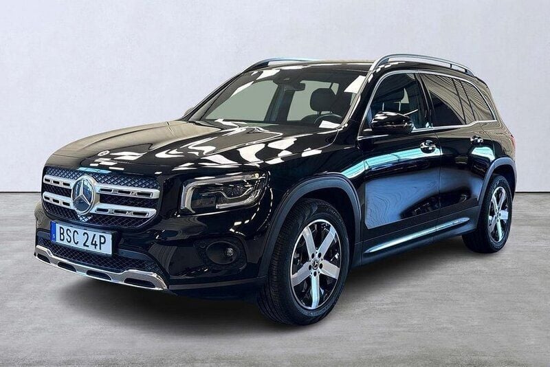 Svart Begagnad 2022 Mercedes GLB200 SUV | 399 900 kr (Marknadspris) - Bild 1/4