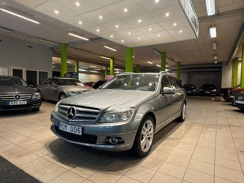 Begagnad Mercedes C180 157 HK (115 kW) 2010 Grå Kombi