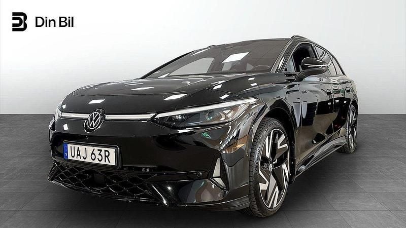 Svart (grenadilla black metallic) Begagnad 2024 VW ID.7 GTX Sedan | 609 900 kr (Lite dyr) - Bild 1/4