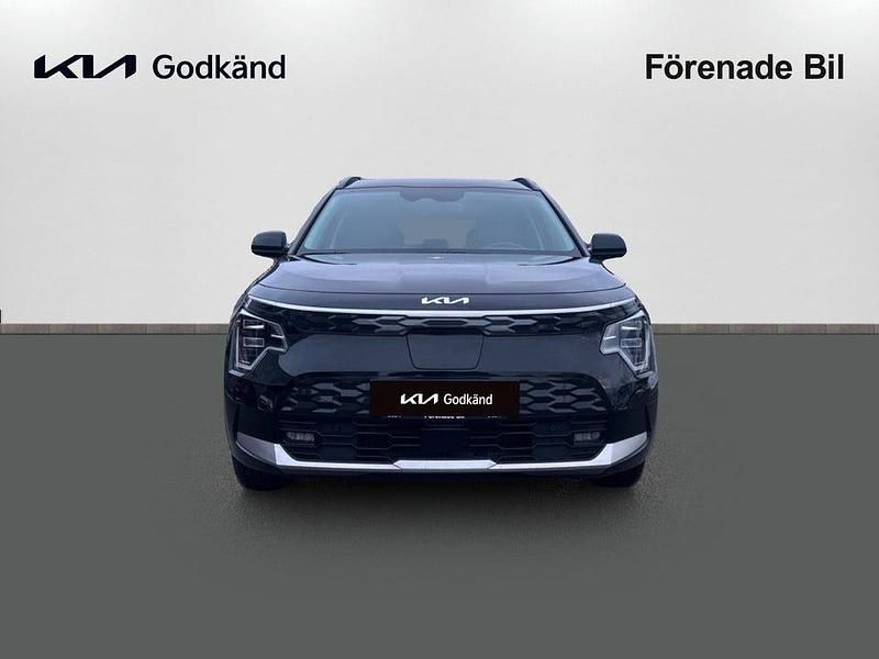 Begagnad Kia e-Niro Advance 150 kW (204 HK) 2023 Svart SUV
