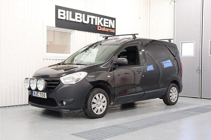 Svart Begagnad 2016 Dacia Dokker Minibuss | 54 500 kr - Bild 1/4