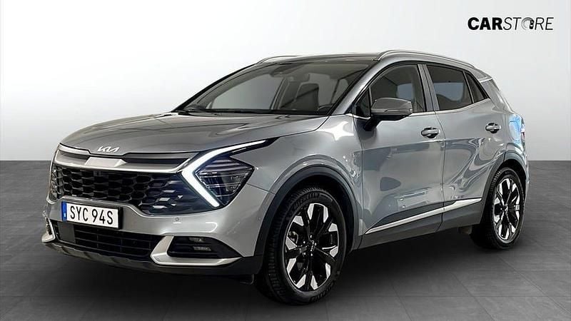 Grå Begagnad 2024 Kia Sportage Advance SUV | 419 900 kr (Lite dyr) - Bild 1/4