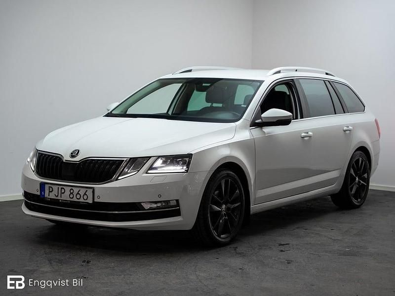 Begagnad Skoda Octavia Business Line 116 HK (85 kW) 2017 Vit Kombi