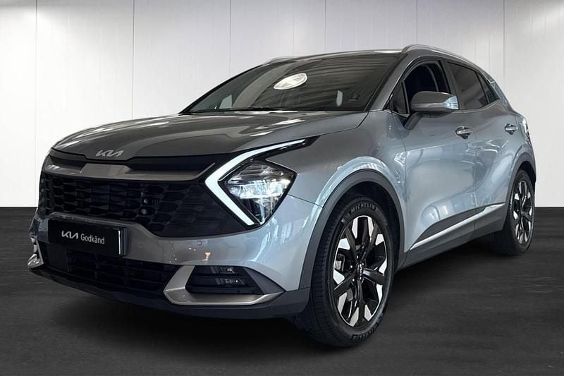 Grå (grey) Begagnad 2024 Kia Sportage SUV | 429 900 kr (Dyr) - Bild 1/4