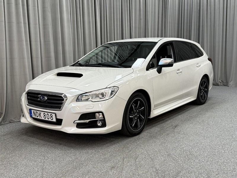 Vit Begagnad 2016 Subaru Levorg GT Kombi | 159 900 kr (Bra pris) - Bild 1/4