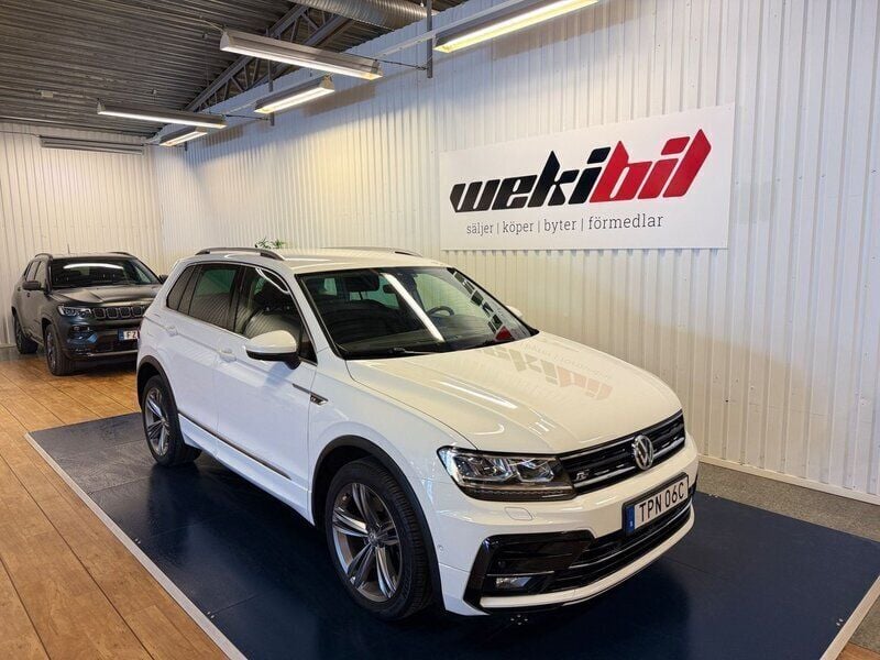 Vit Begagnad 2019 VW Tiguan R-line SUV | 249 500 kr (Marknadspris) - Bild 1/4