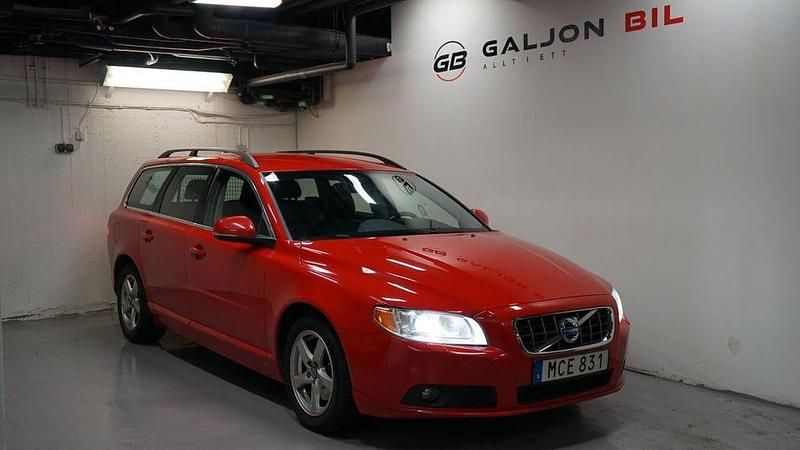 Röd Begagnad 2012 Volvo V70 Kombi | 62 900 kr (Bra pris) - Bild 1/4