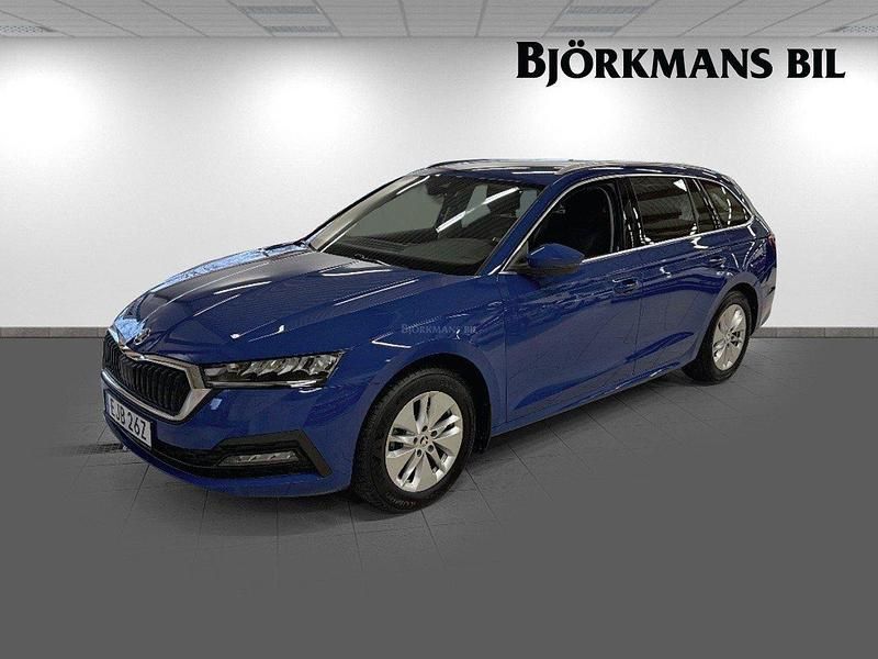 Blå Begagnad 2020 Skoda Octavia Kombi | 239 000 kr (Lite dyr) - Bild 1/4