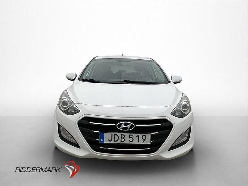 Begagnad Hyundai i30 135 HK (99 kW) 2015 Vit Halvkombi