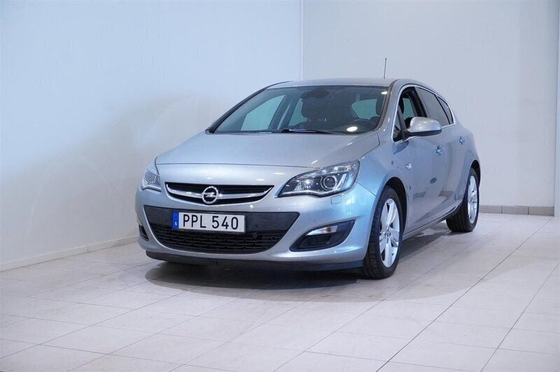 Okänd Begagnad 2014 Opel Astra Halvkombi | 124 900 kr (Marknadspris) - Bild 1/4