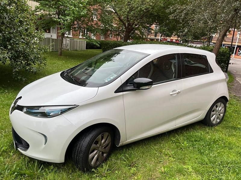 Begagnad 2017 Renault Zoe Halvkombi | 63 900 kr (Marknadspris) - Bild 1/4