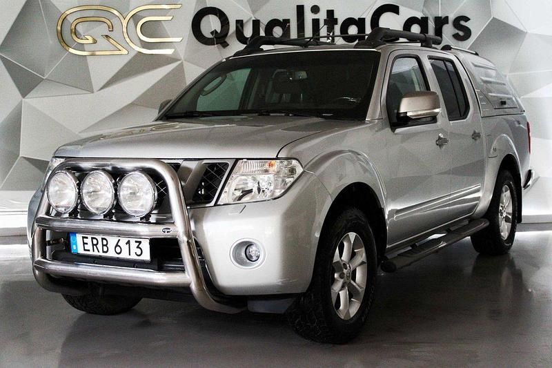 Silver Begagnad 2015 Nissan Navara Pickup | 164 900 kr (Dyr) - Bild 1/4