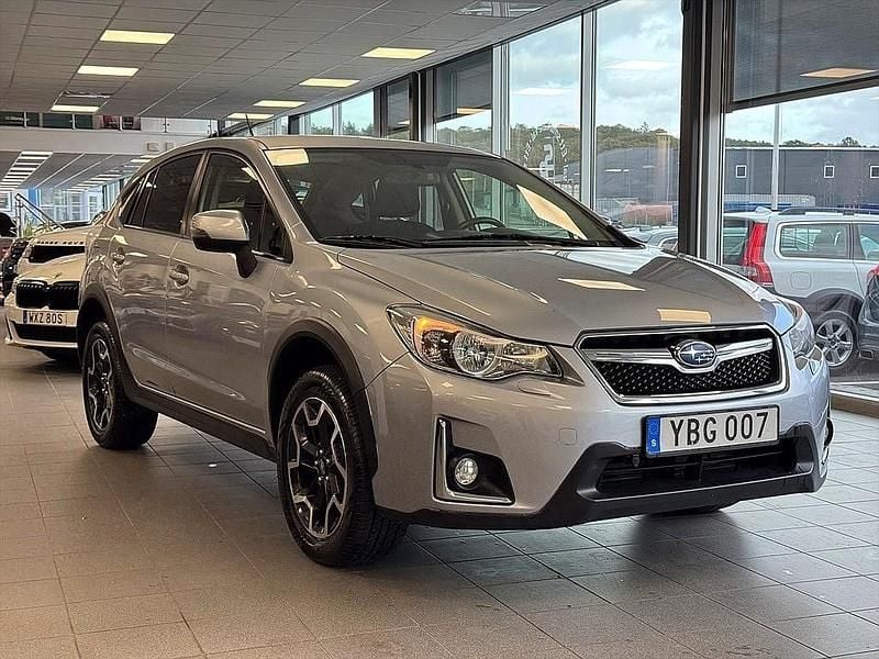 Silver Begagnad 2016 Subaru XV SUV | 99 900 kr (Marknadspris) - Bild 1/4