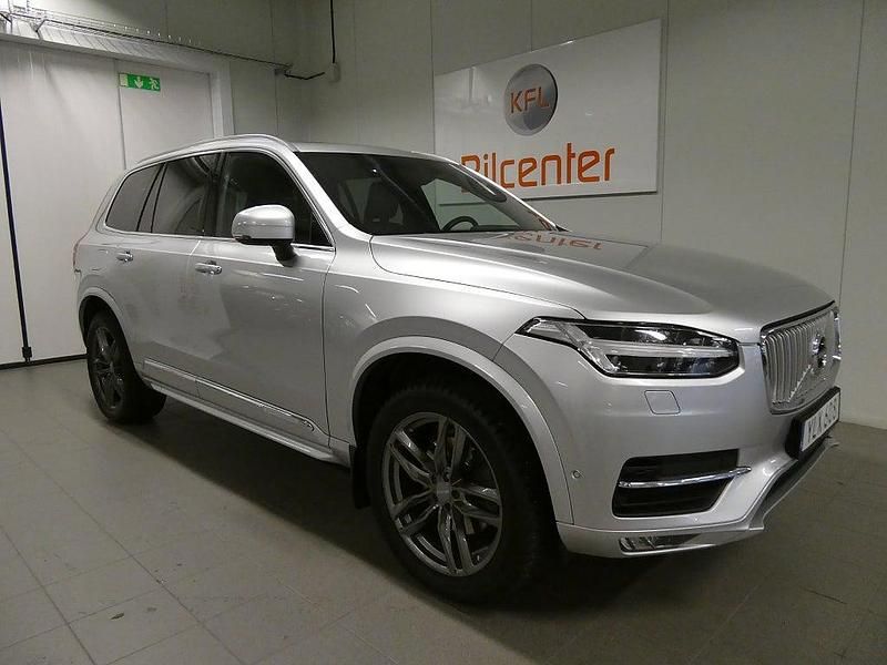 Silver Begagnad 2017 Volvo XC90 Inscription SUV | 399 900 kr (Marknadspris) - Bild 1/4